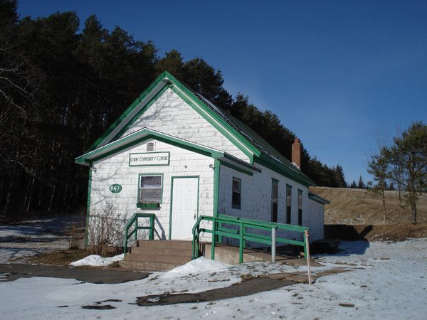 Lorne Community Centre17 98
